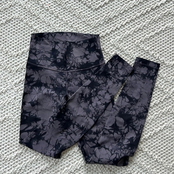 Wonder under - gently used - Picture 1 of 2